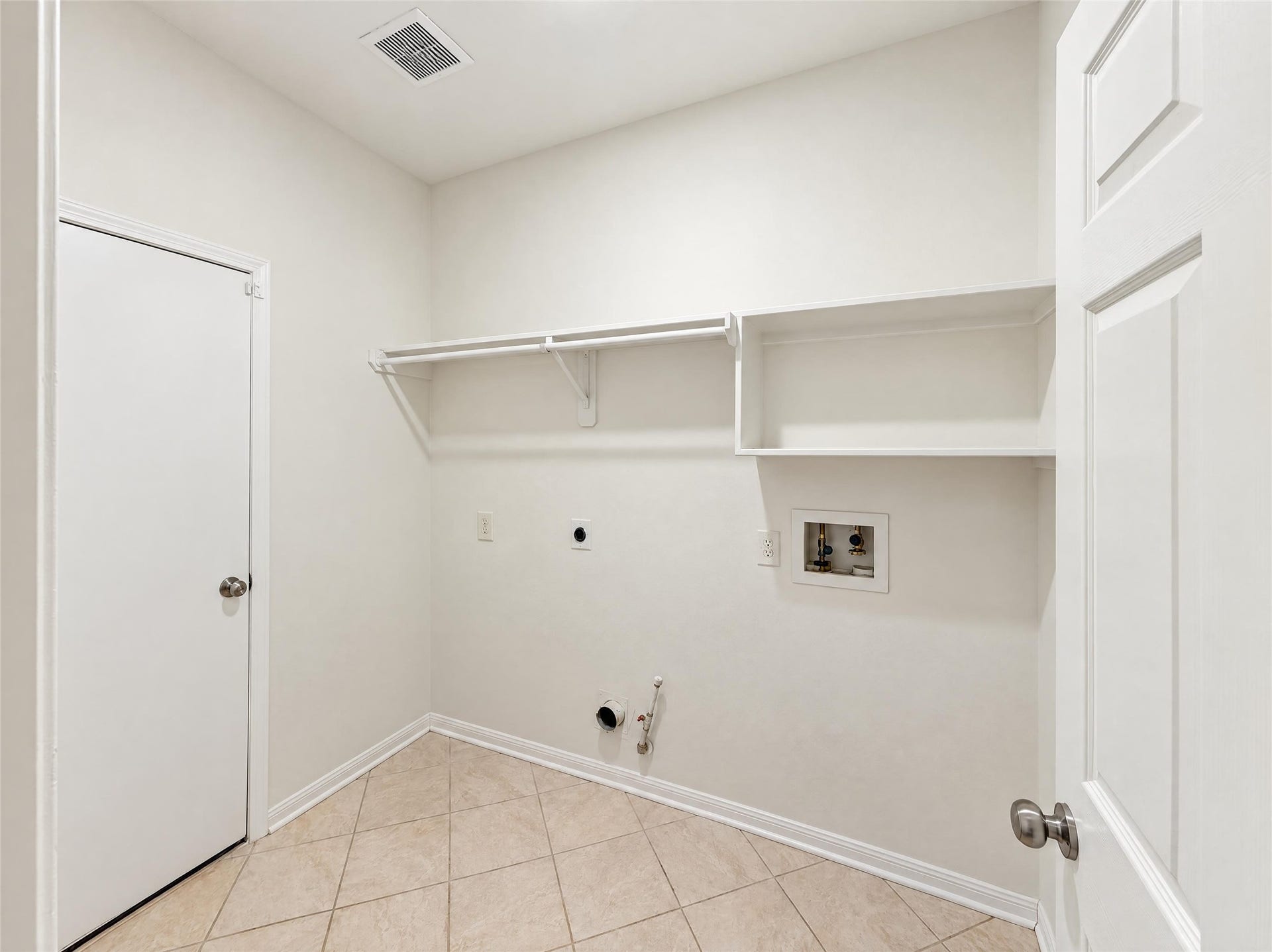 12522 Meadowglen Drive, Meadows Place, TX 77477