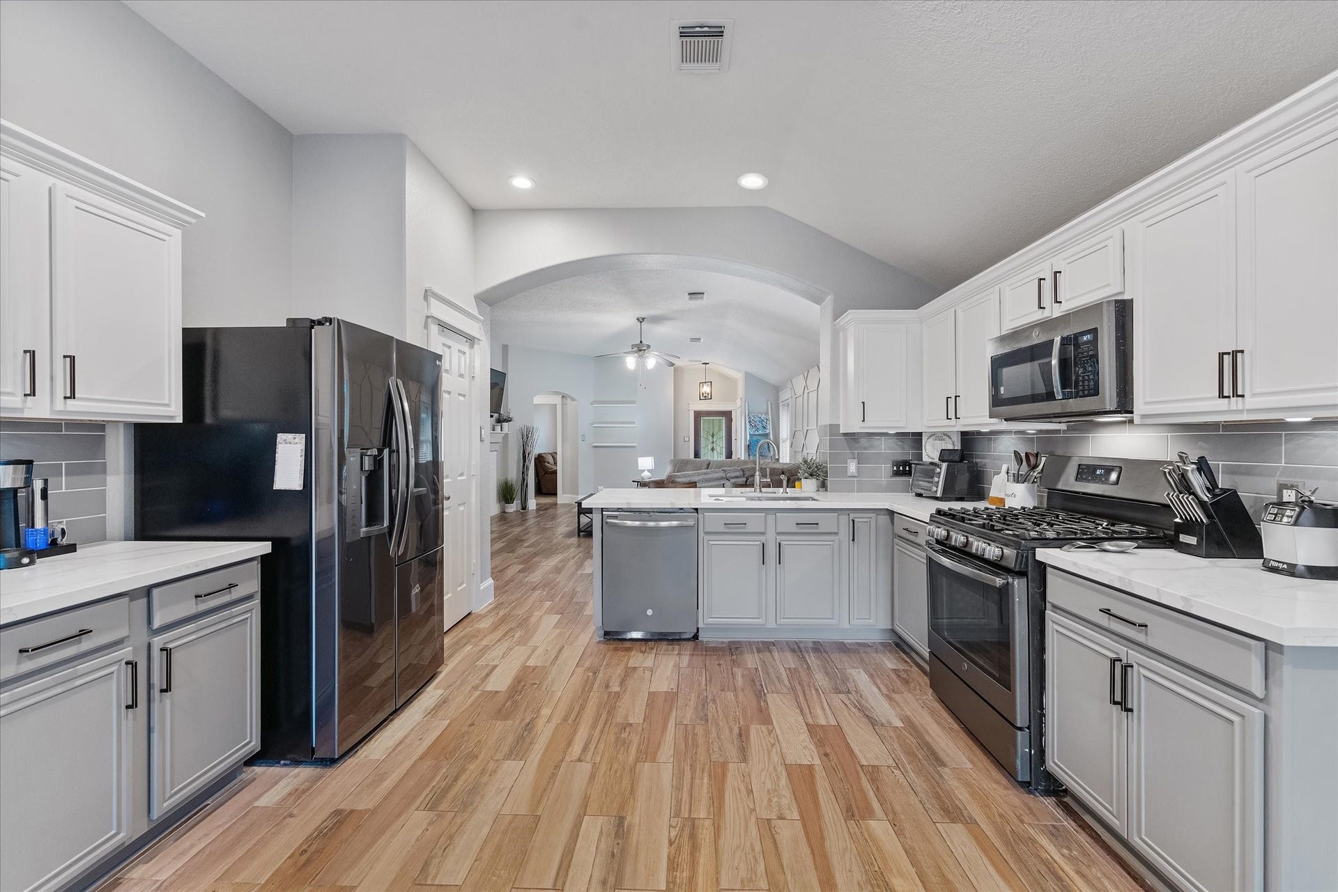 20127 Mammoth Falls Drive, Tomball, TX 77375