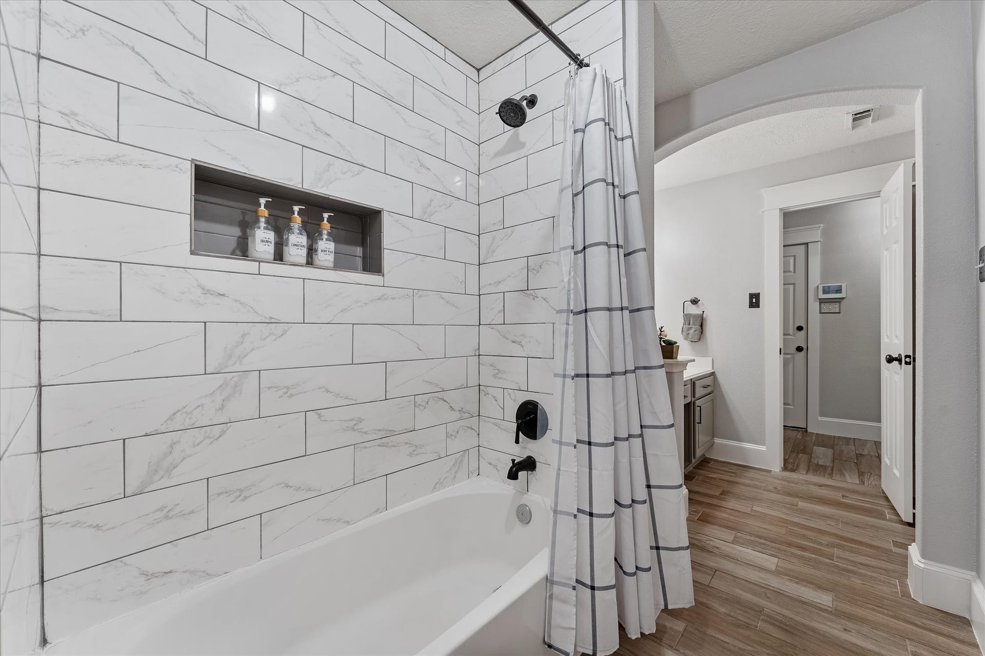 20127 Mammoth Falls Drive, Tomball, TX 77375