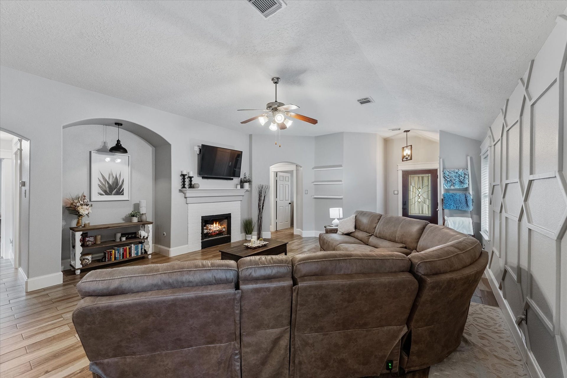 20127 Mammoth Falls Drive, Tomball, TX 77375