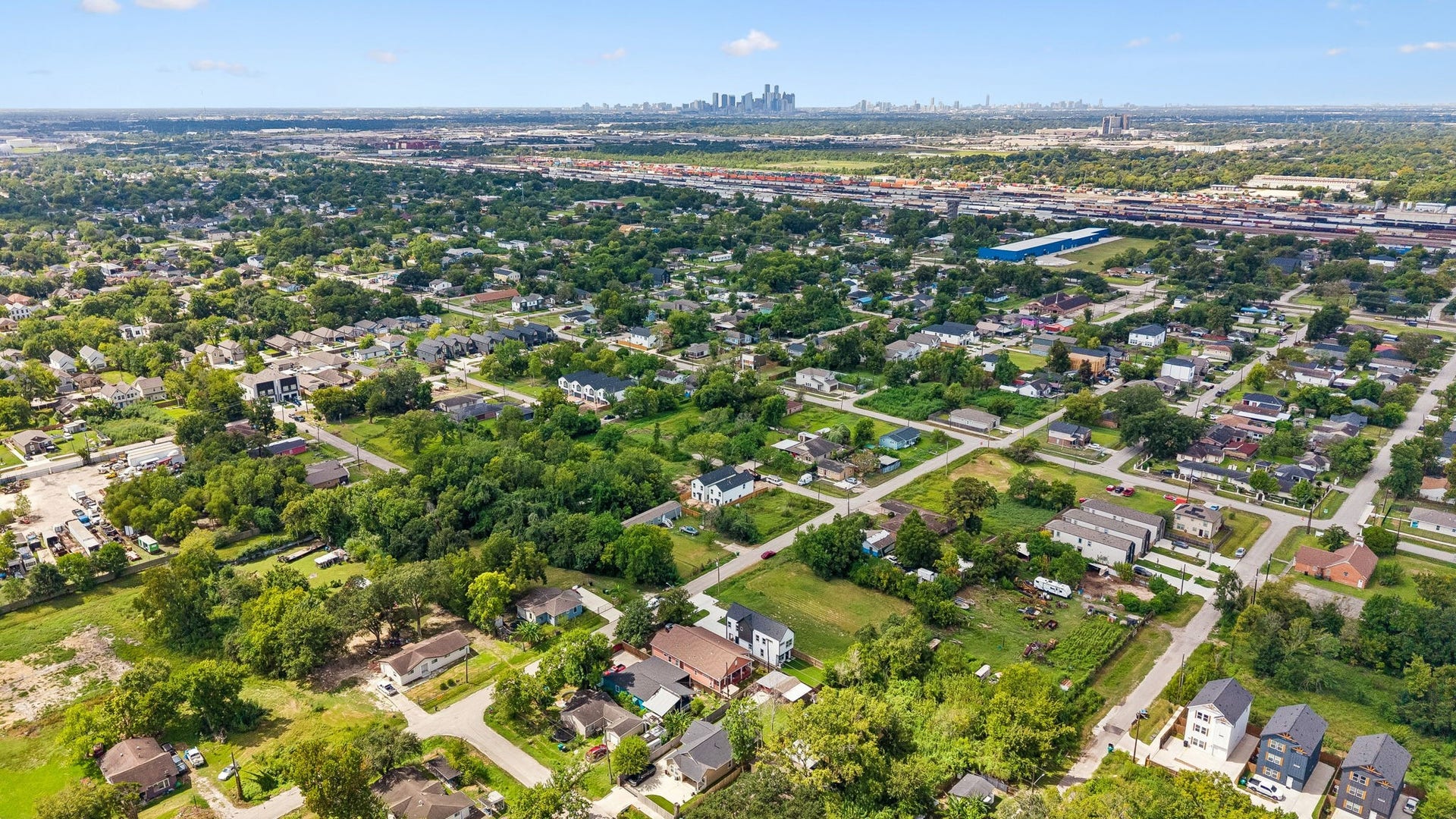 8027 BETTY BOOP Street, Houston, TX 77028 8027 BETTY BOOP Street, Houston, TX 77028