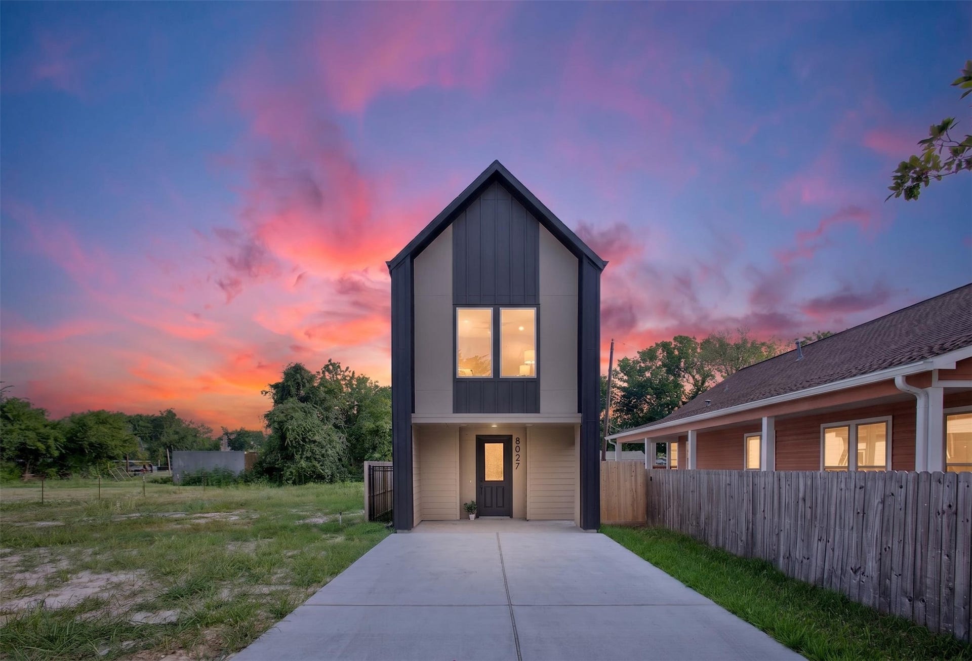 8027 BETTY BOOP Street, Houston, TX 77028 Discover modern living in this sleek, move-in ready home featuring a spacious, private backyard perfect for relaxation and entertaining.