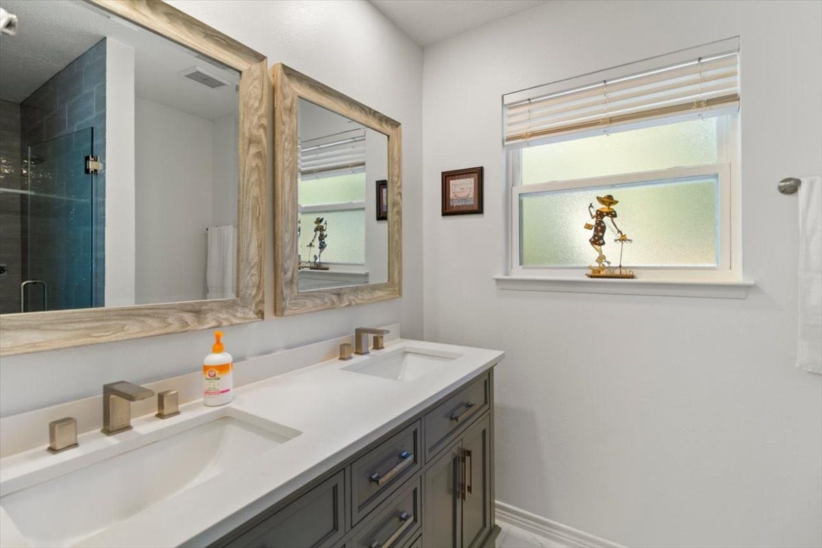 3735 Glade Forest Drive, Houston, TX 77339 3735 Glade Forest Drive, Houston, TX 77339