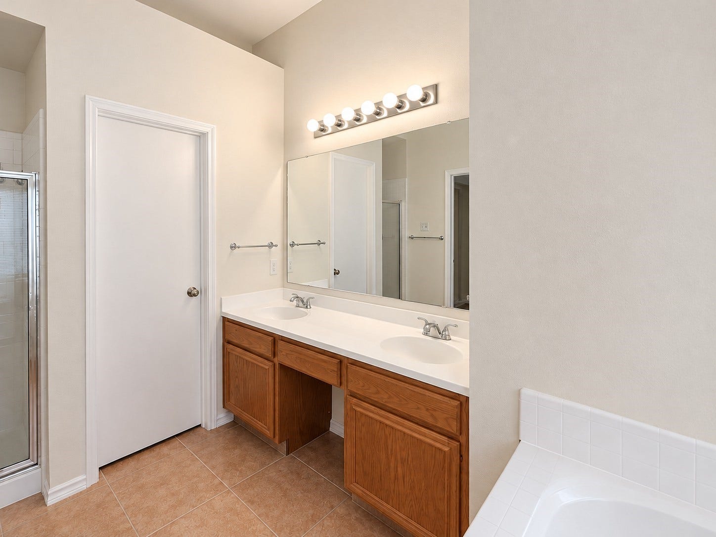 2739 S Peach Hollow Circle, Pearland, TX 77584 2739 S Peach Hollow Circle, Pearland, TX 77584