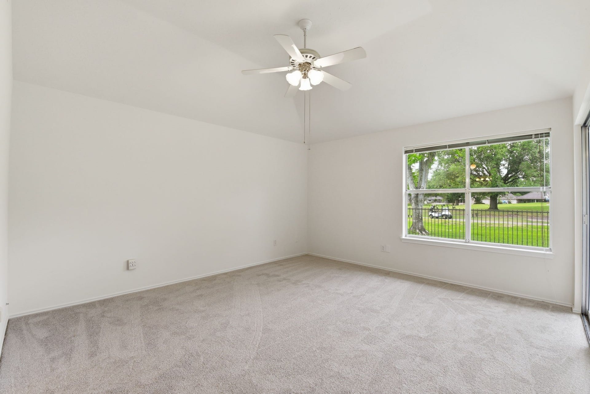 2739 S Peach Hollow Circle, Pearland, TX 77584 2739 S Peach Hollow Circle, Pearland, TX 77584