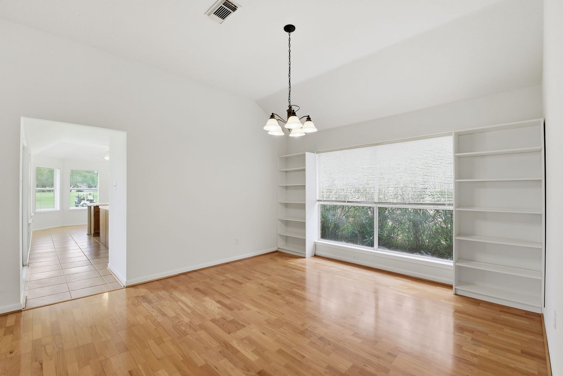 2739 S Peach Hollow Circle, Pearland, TX 77584 2739 S Peach Hollow Circle, Pearland, TX 77584