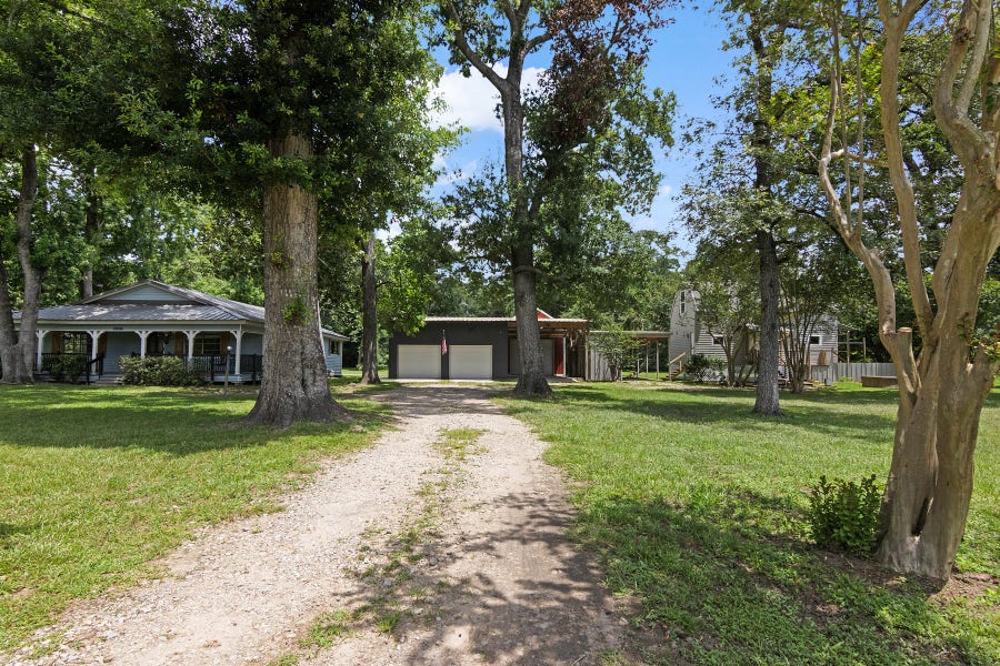 Property photo for 11501 Friendship Lane, Conroe, TX