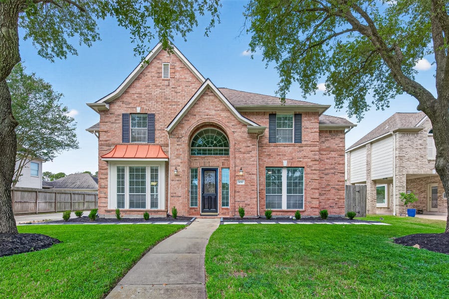 Property photo for 826 Ivory Ridge Lane, Houston, TX