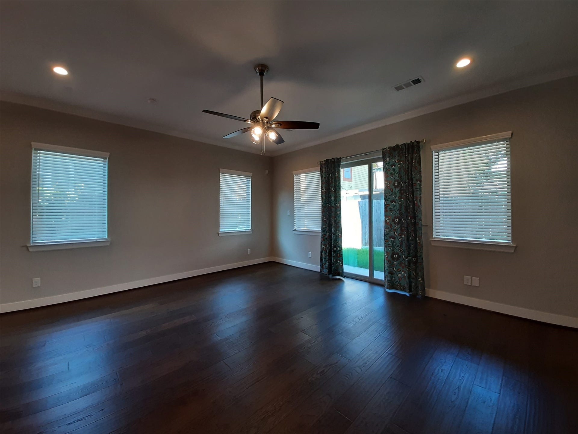 1716 Ridgewood Street, Houston, TX 77006 1716 Ridgewood Street, Houston, TX 77006