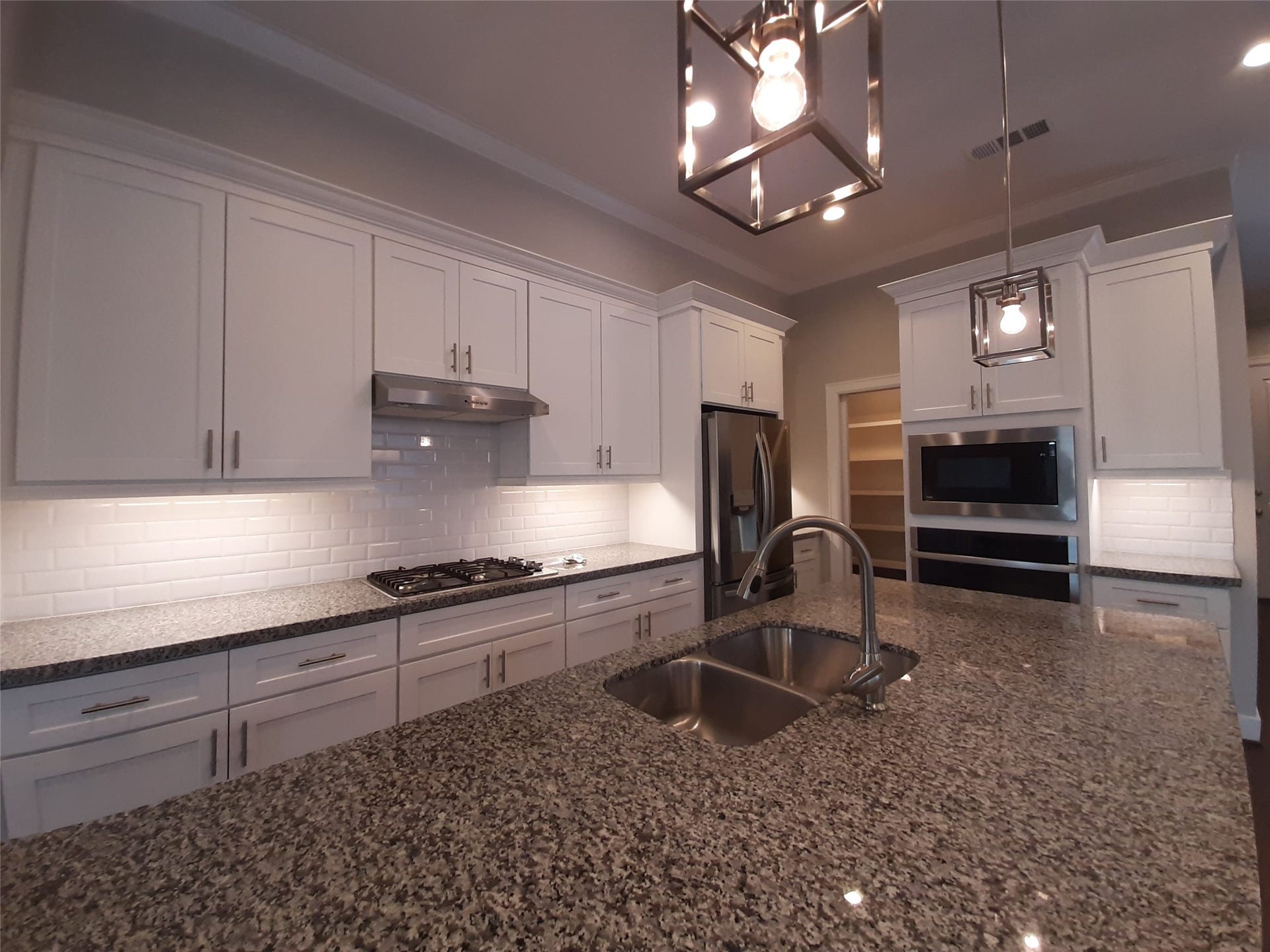 1716 Ridgewood Street, Houston, TX 77006 1716 Ridgewood Street, Houston, TX 77006