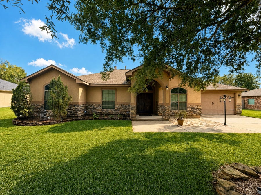 Property photo for 27628 Rio Blanco Drive, Splendora, TX