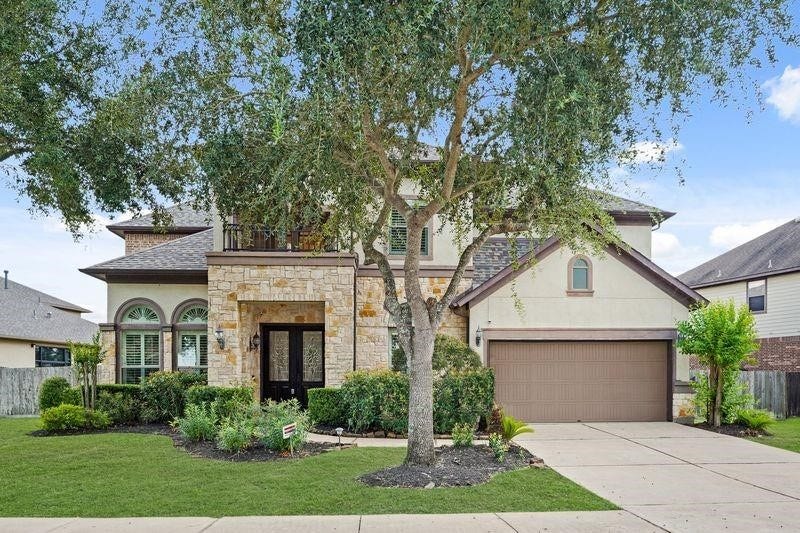 Property photo for 2515 Sentry Oak Way, Sugar Land, TX