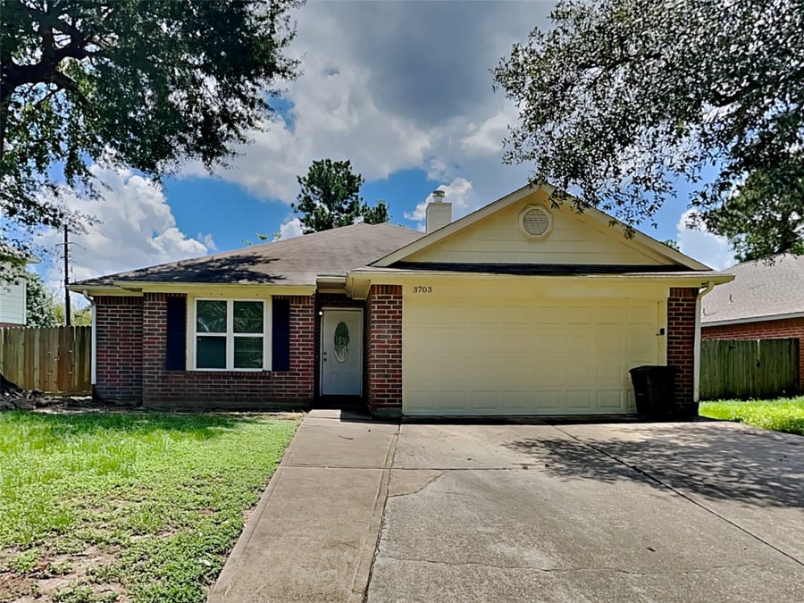 Property photo for 3703 Nutwood Lane, Spring, TX
