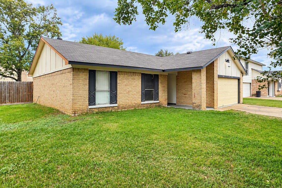 Property photo for 14134 Cheval Drive, Cypress, TX
