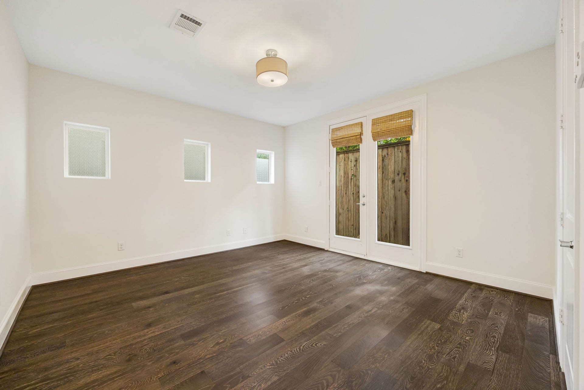 612 E 20th Street, #B, Houston, TX 77008 612 E 20th Street, #B, Houston, TX 77008