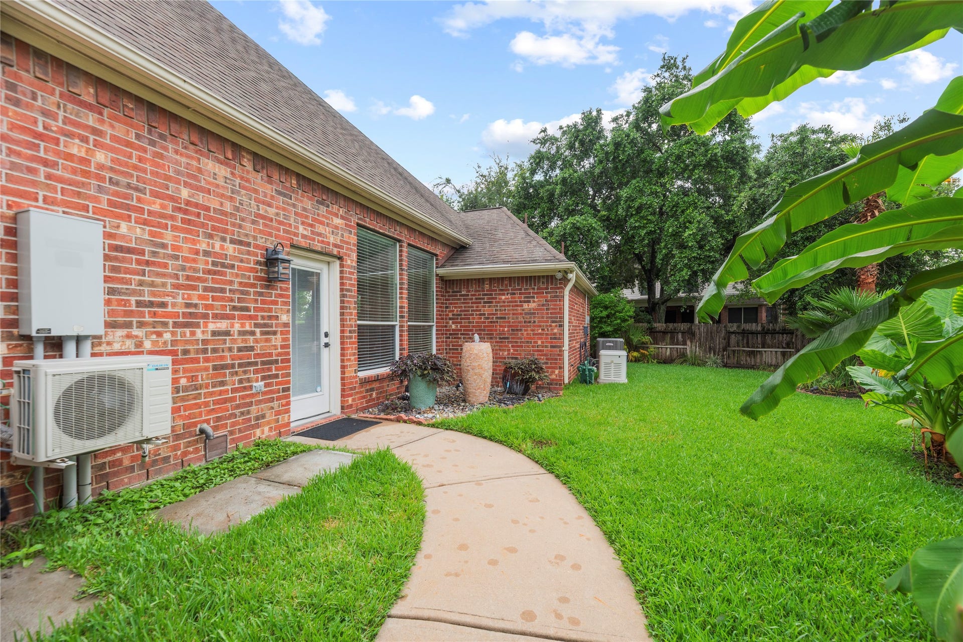 9227 N Fitzgerald Way, Missouri City, TX 77459 9227 N Fitzgerald Way, Missouri City, TX 77459