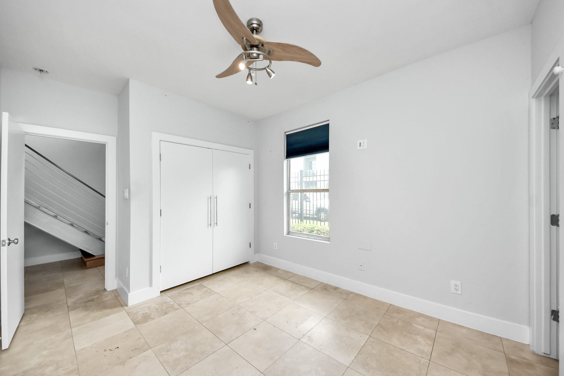 1807 Hickory Street, Houston, TX 77007 1807 Hickory Street, Houston, TX 77007
