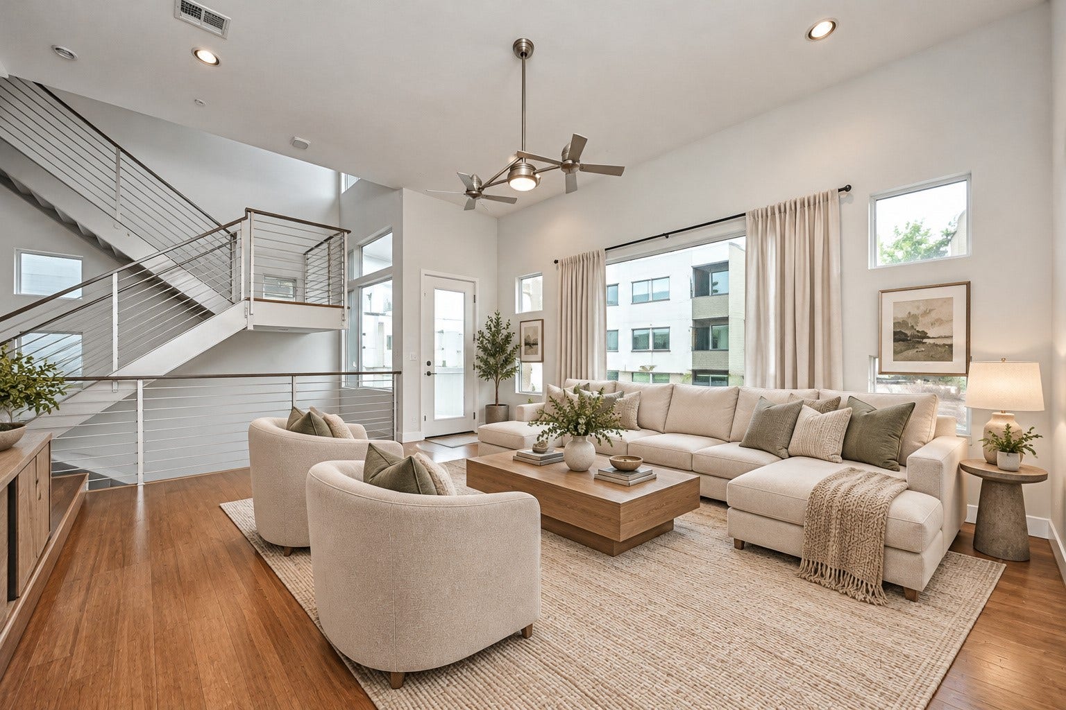 1807 Hickory Street, Houston, TX 77007 Living room virtually staged