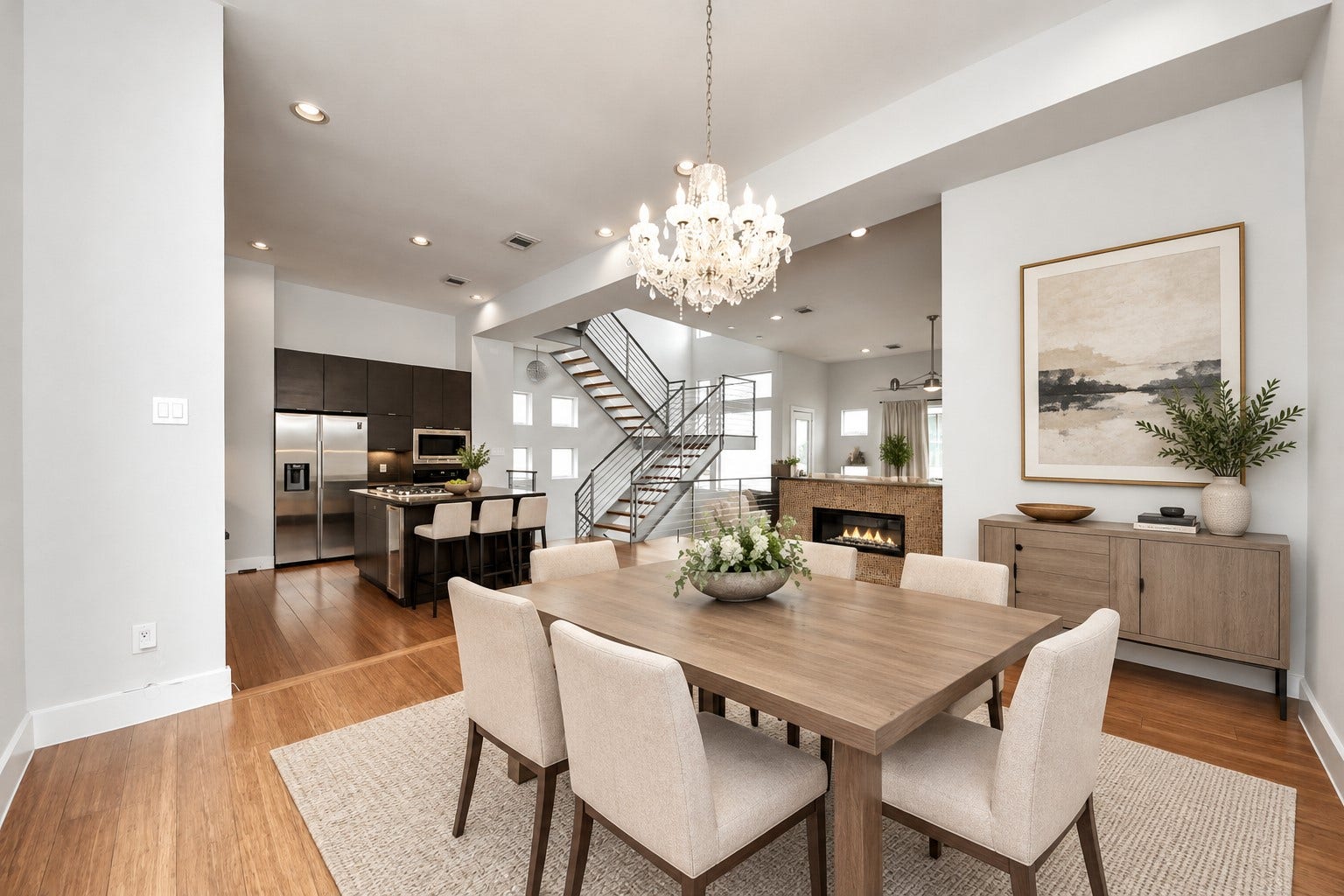 1807 Hickory Street, Houston, TX 77007 Dining room virtually staged