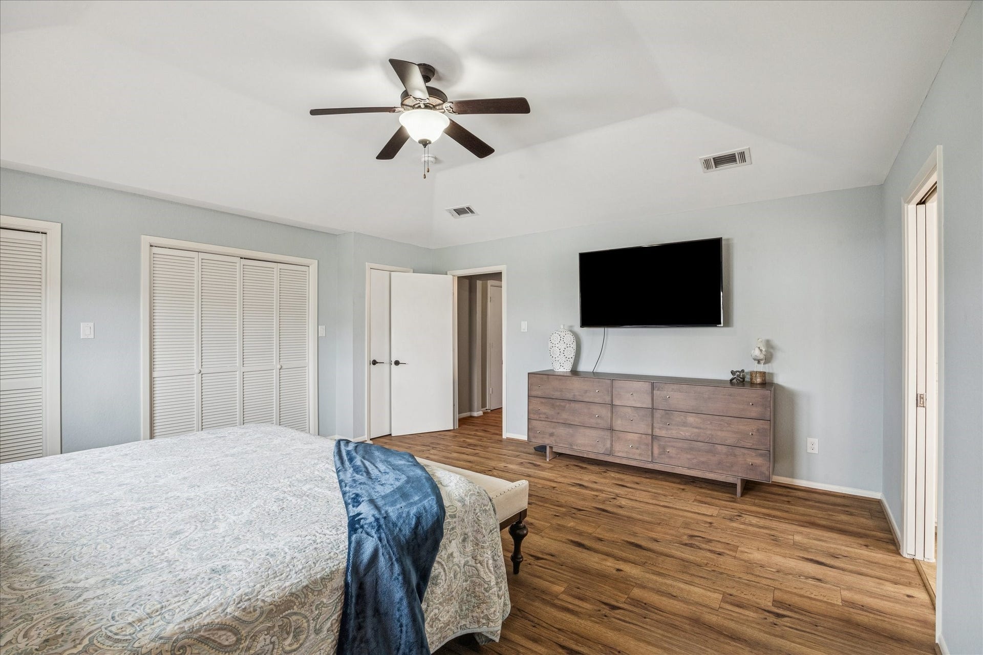 115 Bamaku Bend, Tiki Island, TX 77554 115 Bamaku Bend, Tiki Island, TX 77554