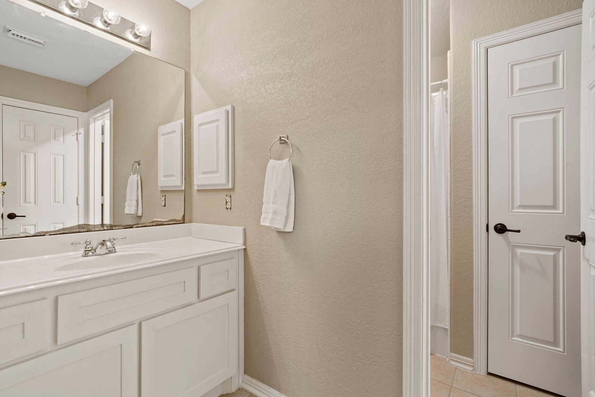 4502 Creek Point Lane, Missouri City, TX 77459 4502 Creek Point Lane, Missouri City, TX 77459
