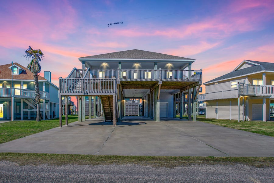 Property photo for 3093 Greg, Crystal Beach, TX
