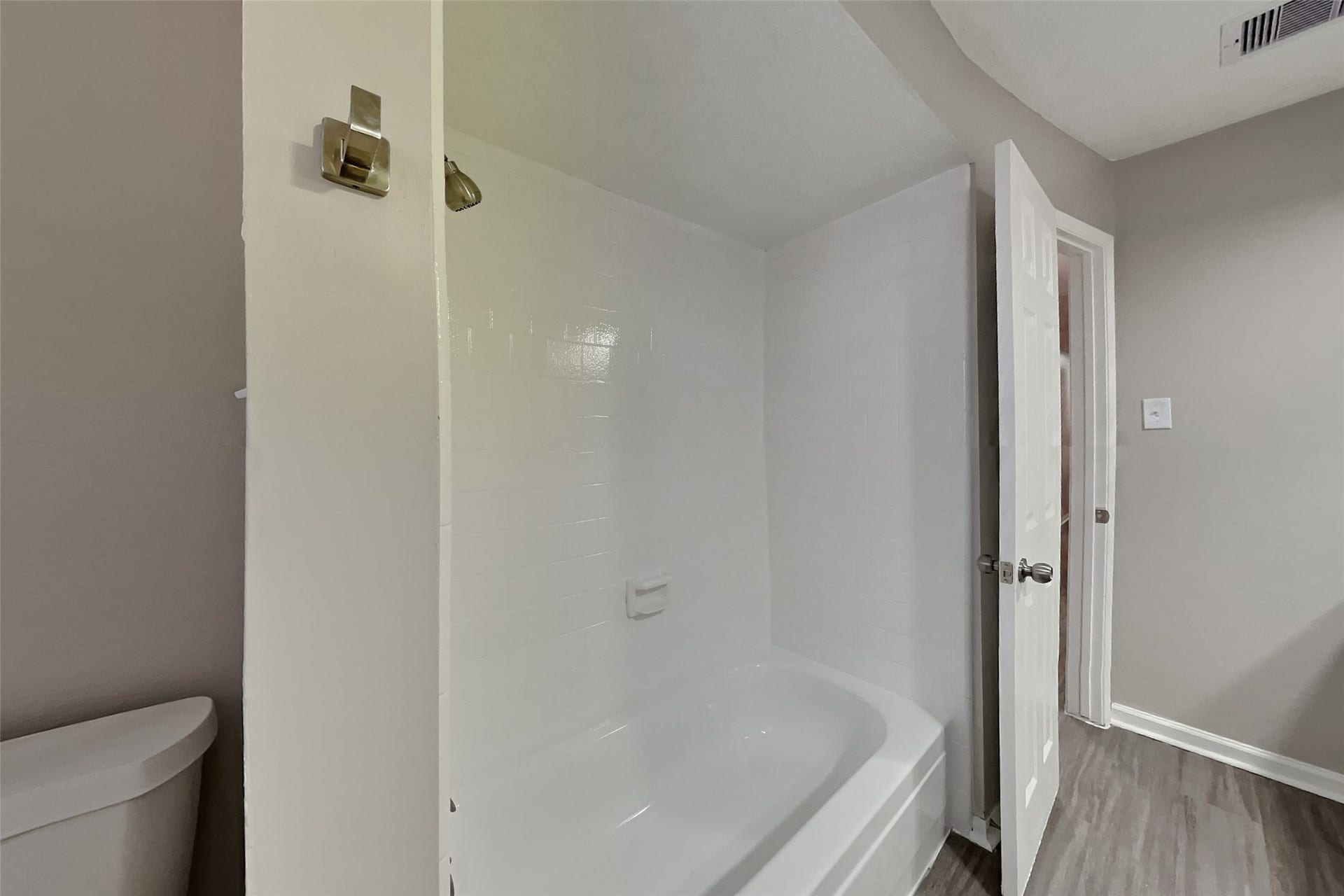 3303 Knoll Manor Drive, Houston, TX 77345 3303 Knoll Manor Drive, Houston, TX 77345
