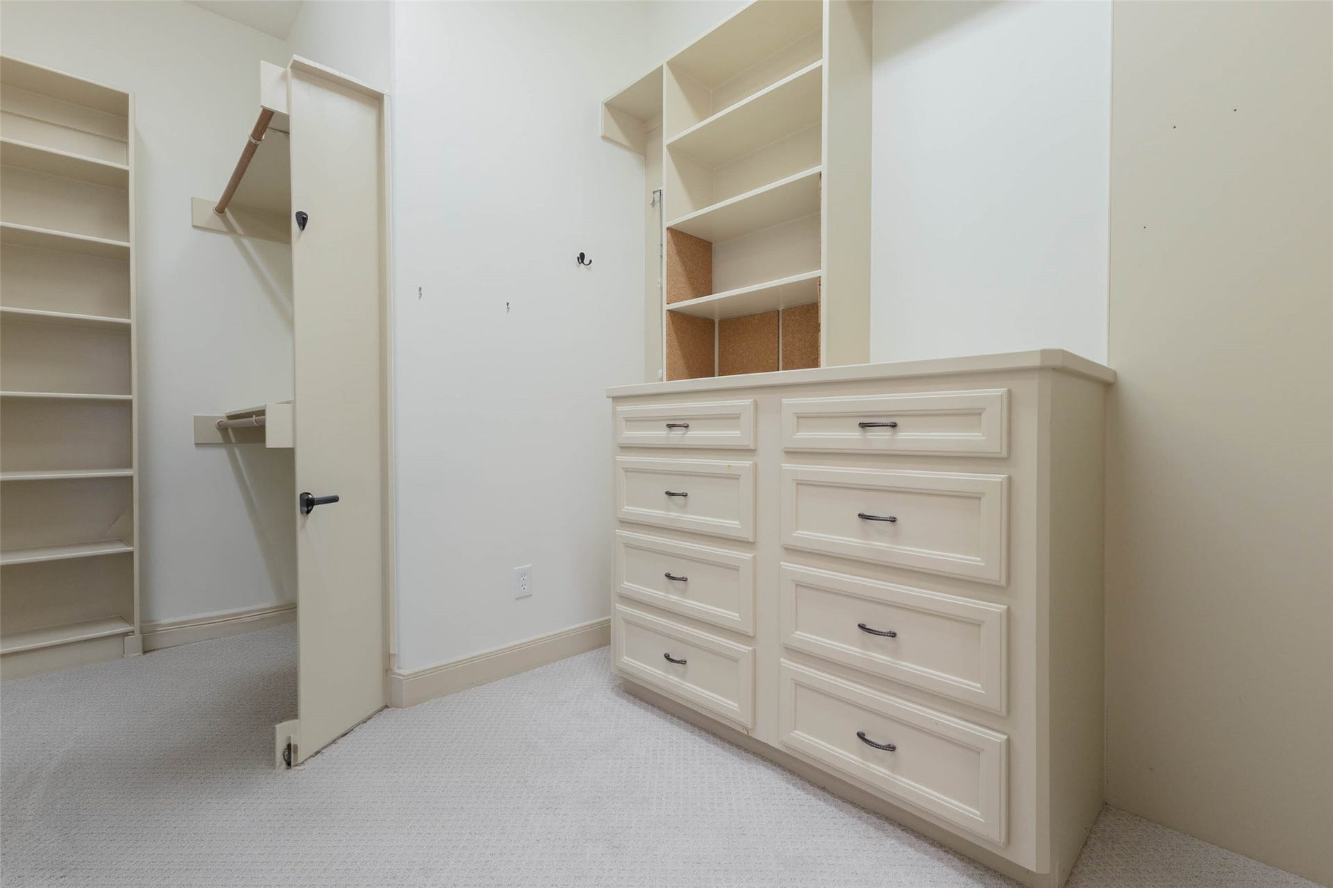 2818 Twin Fountains Drive, Houston, TX 77068 2818 Twin Fountains Drive, Houston, TX 77068