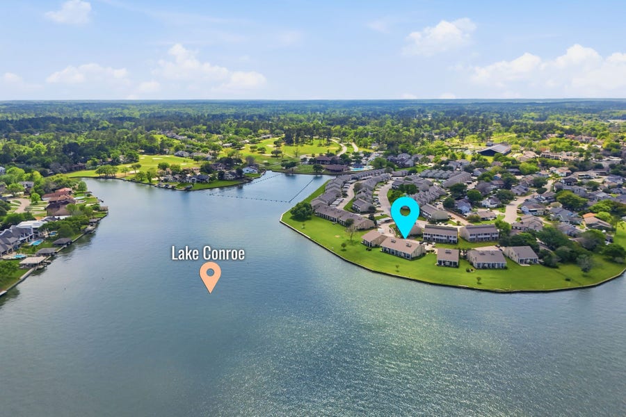 Property photo for 134 April Point Drive S, Conroe, TX