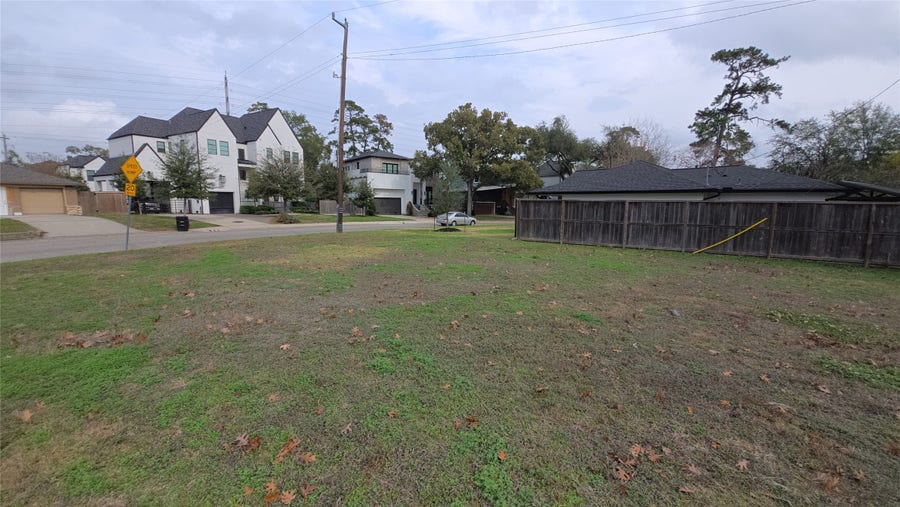 Property photo for 1134 Wynnwood Lane, Houston, TX