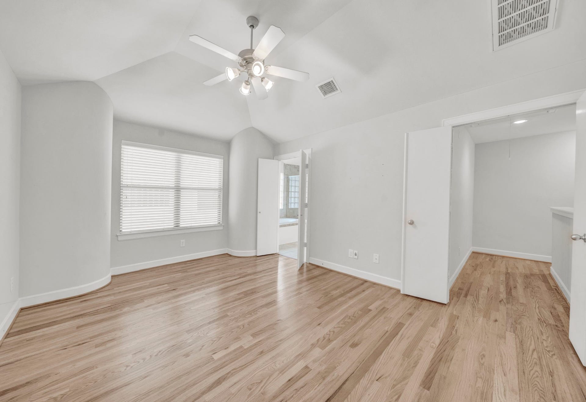 650 Westcross Street, #56, Houston, TX 77018 Primary Bedroom on 3rd Floor
