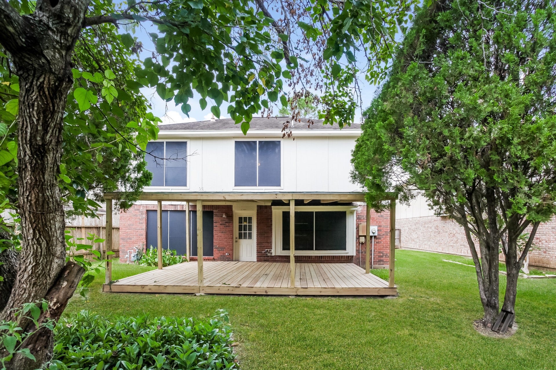 16327 Elmwood Point Lane, Sugar Land, TX 77498