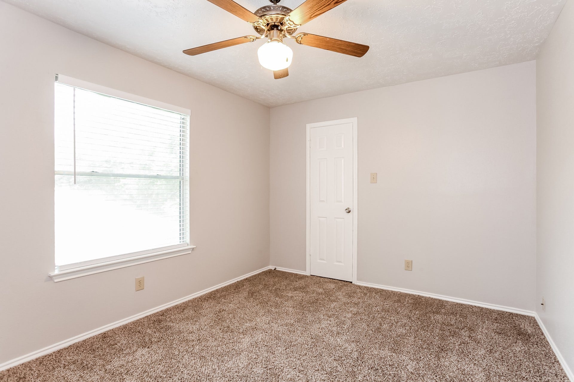 16327 Elmwood Point Lane, Sugar Land, TX 77498