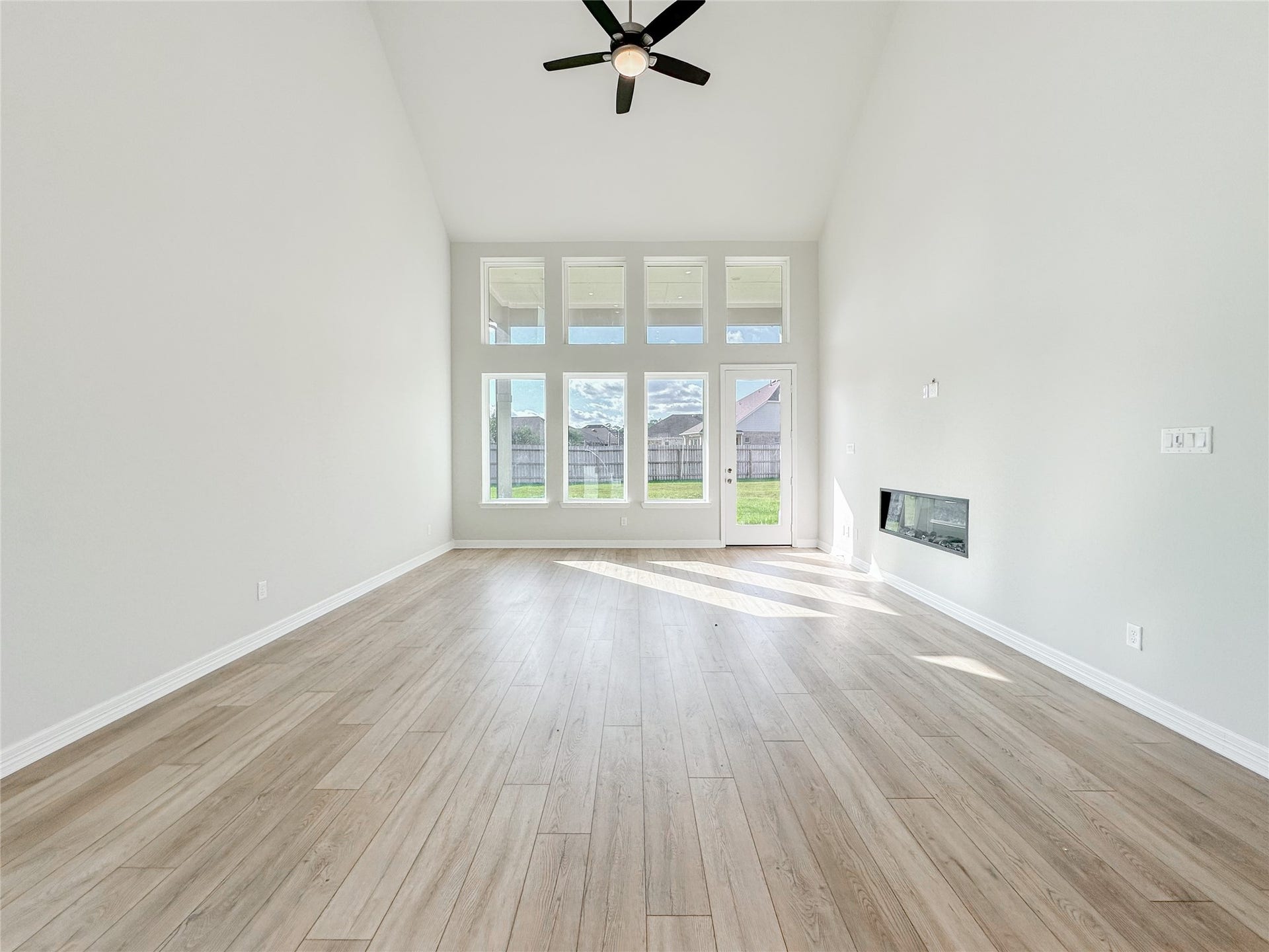 9411 Coleraine Court, Tomball, TX 77375 9411 Coleraine Court, Tomball, TX 77375