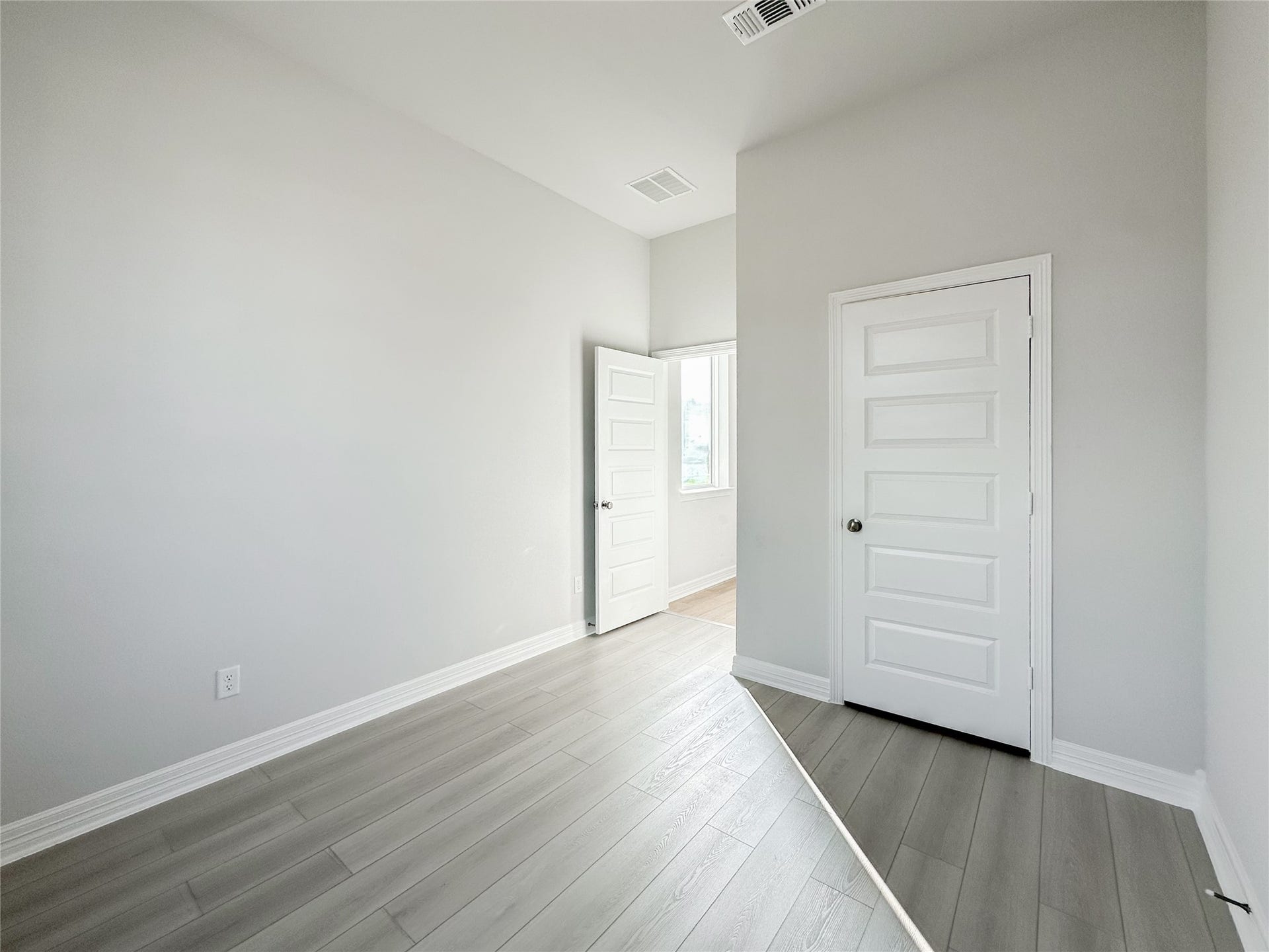 9411 Coleraine Court, Tomball, TX 77375 9411 Coleraine Court, Tomball, TX 77375