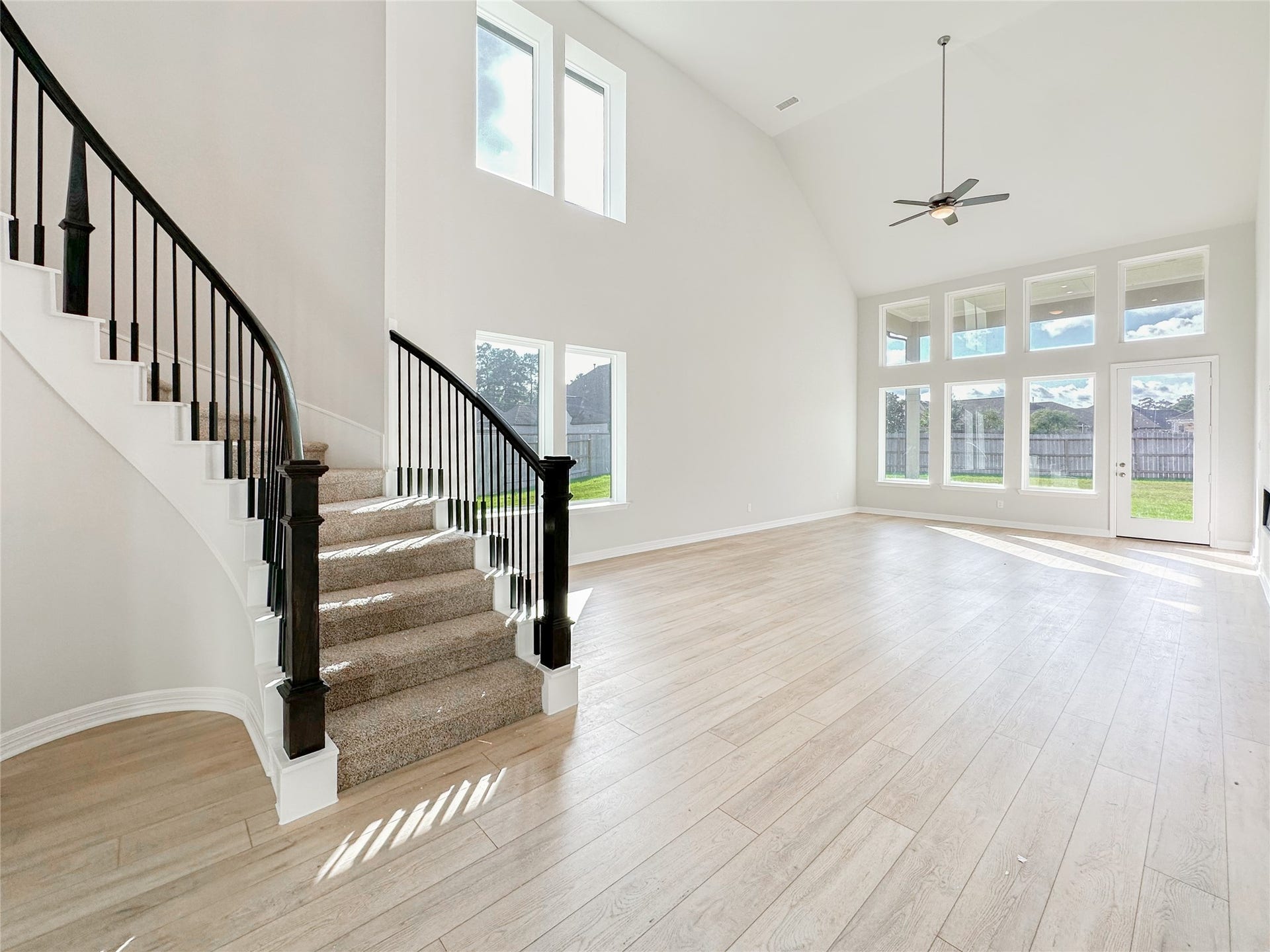 9411 Coleraine Court, Tomball, TX 77375 9411 Coleraine Court, Tomball, TX 77375