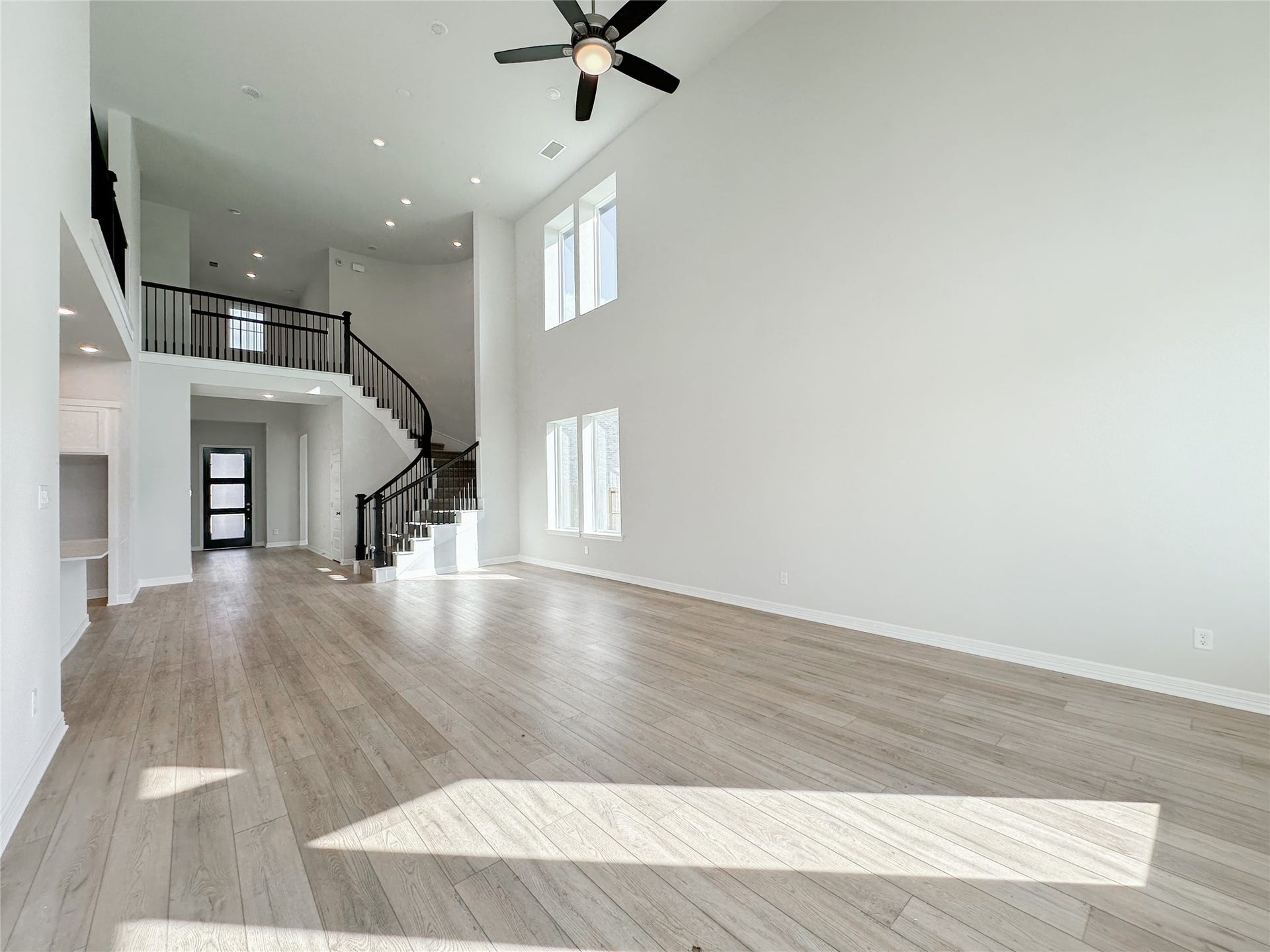 9411 Coleraine Court, Tomball, TX 77375 9411 Coleraine Court, Tomball, TX 77375
