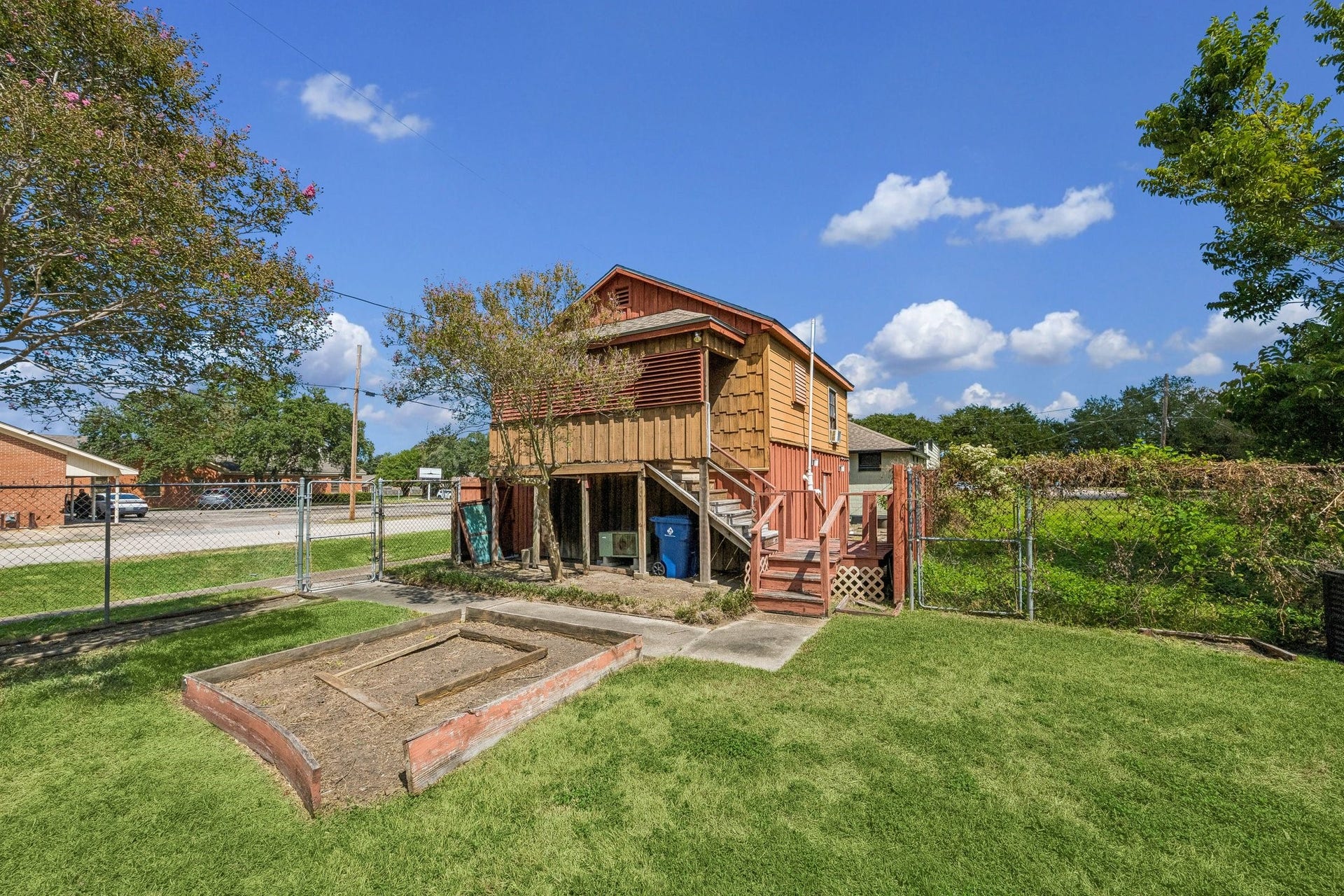 2507 3rd Avenue N, Texas City, TX 77590 2507 3rd Avenue N, Texas City, TX 77590