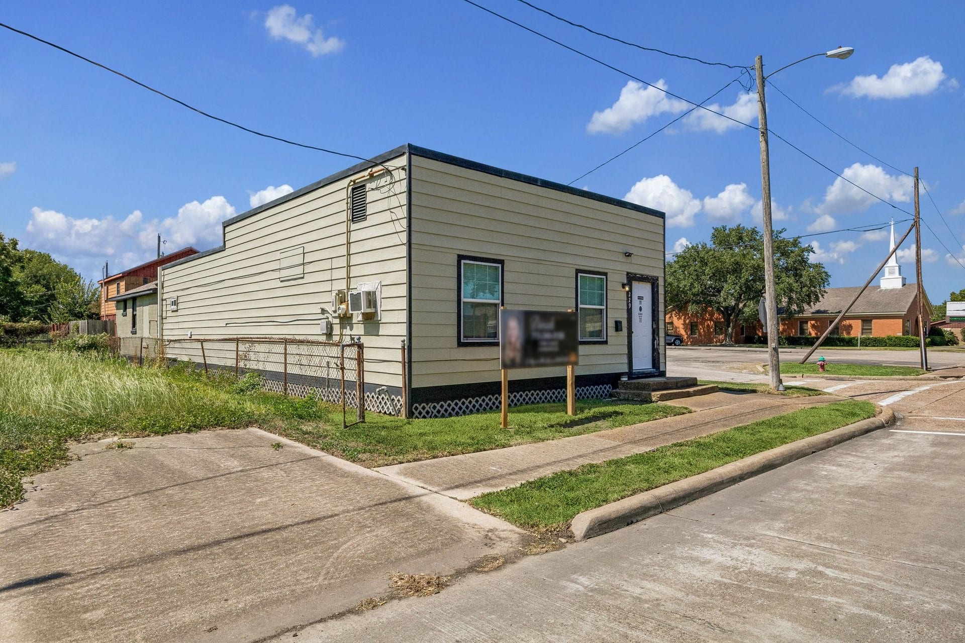 2507 3rd Avenue N, Texas City, TX 77590 2507 3rd Avenue N, Texas City, TX 77590