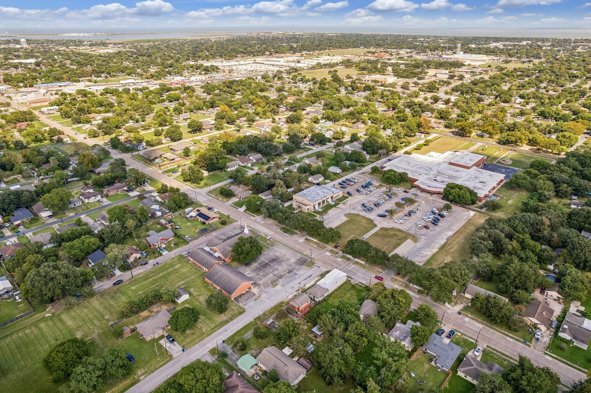 2507 3rd Avenue N, Texas City, TX 77590 2507 3rd Avenue N, Texas City, TX 77590