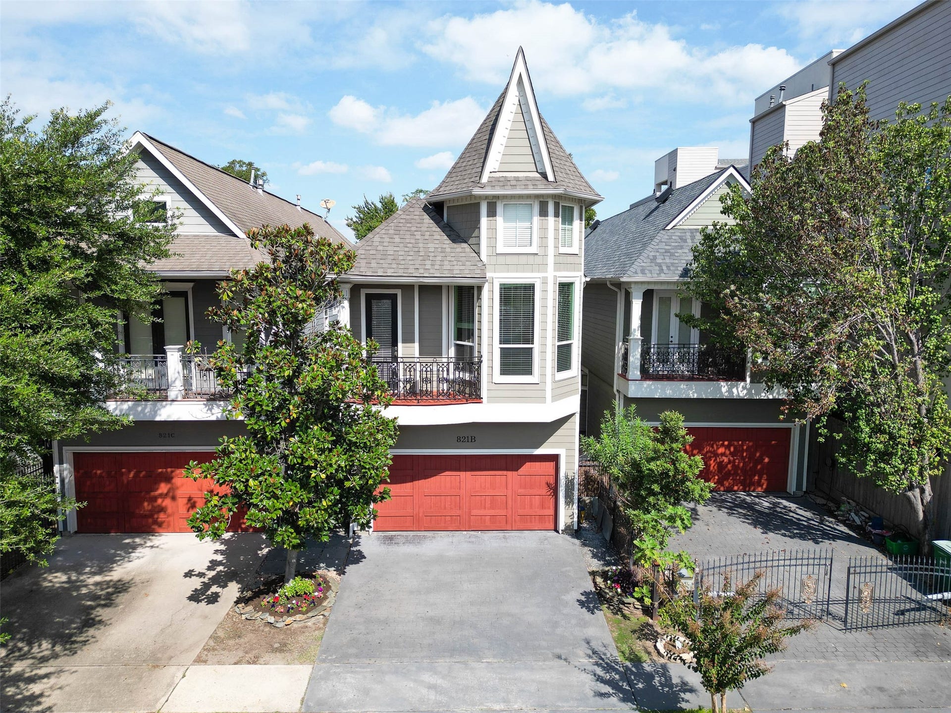 821 W 17th Street, #B, Houston, TX 77008 821 W 17th Street, #B, Houston, TX 77008