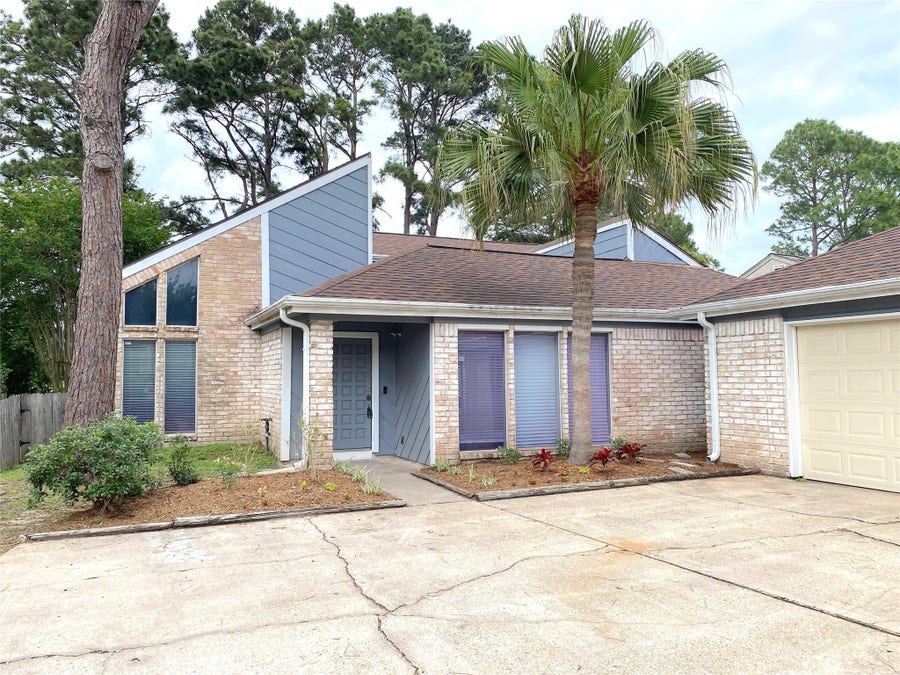 Property photo for 14934 Elmont Drive, Houston, TX