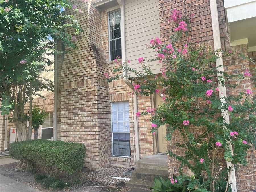 Property photo for 3600 Jeanetta Street, #901, Houston, TX