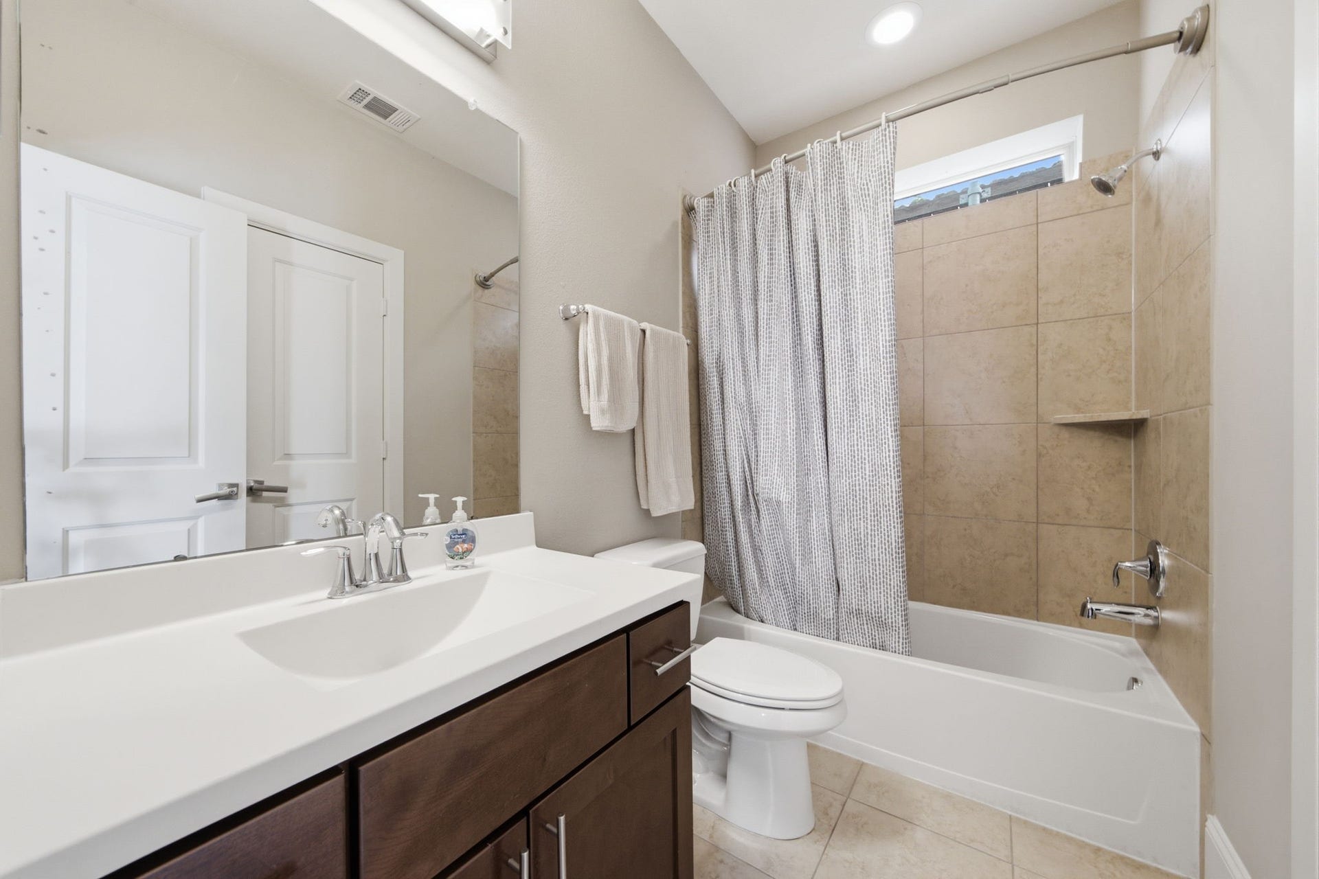 5531 Venice Street, Houston, TX 77007 The thoughtful layout makes everyday living both functional and inviting.