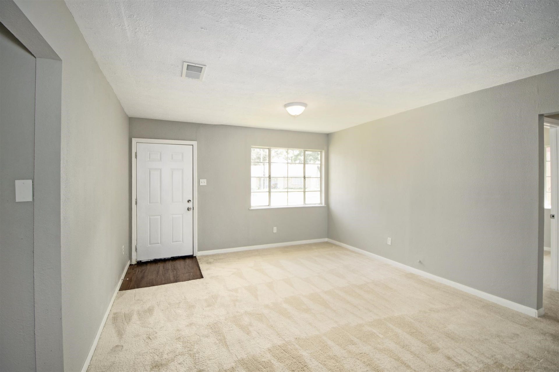 7 Talisman Court, Houston, TX 77076