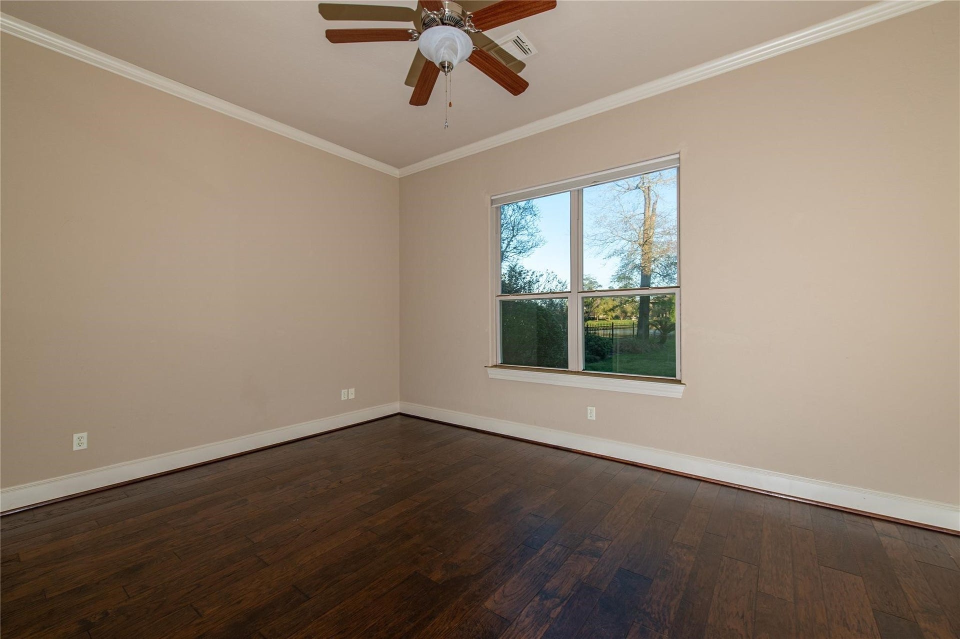 25702 Golden Bell Drive, Spring, TX 77389 25702 Golden Bell Drive, Spring, TX 77389