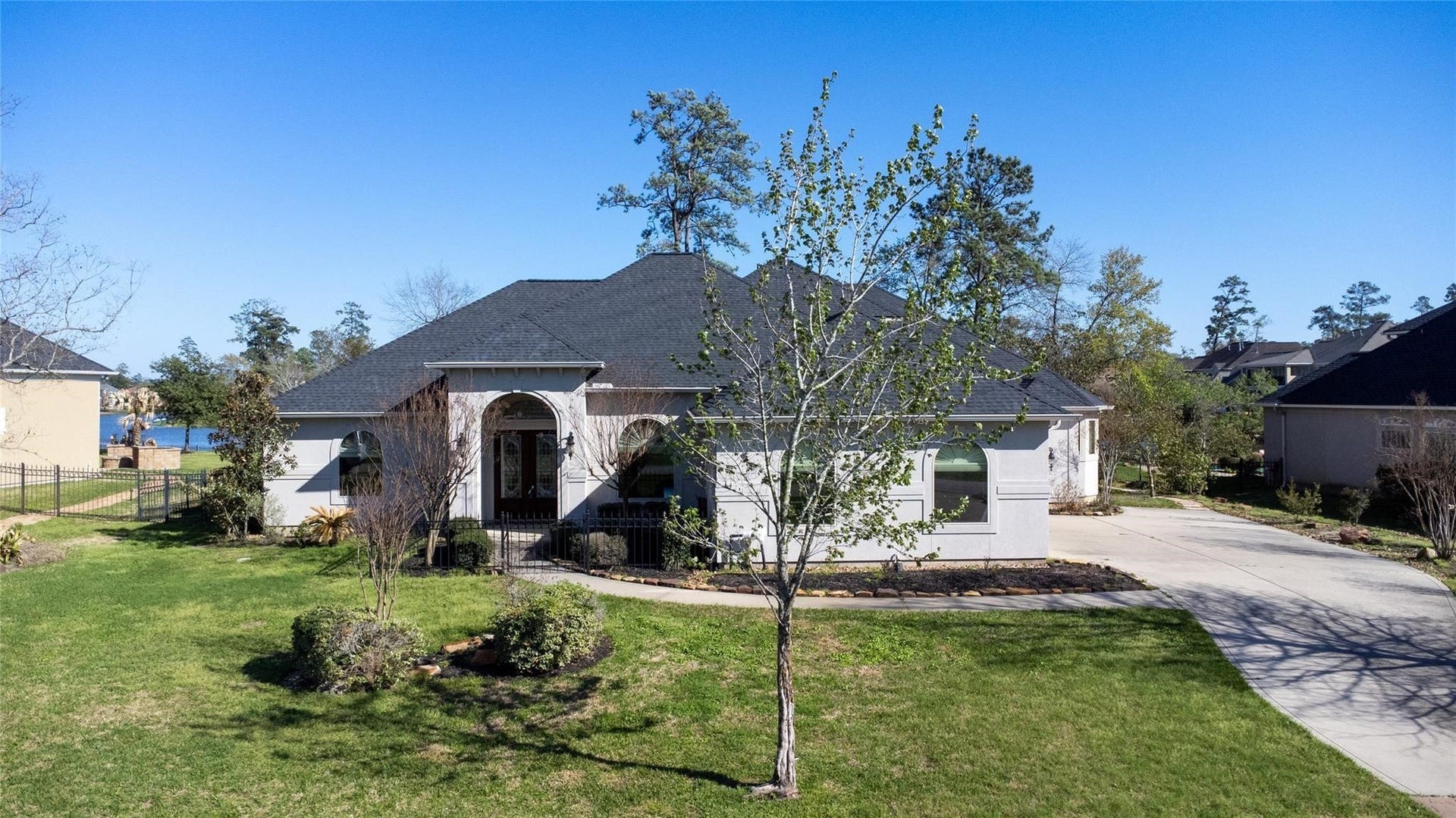 25702 Golden Bell Drive, Spring, TX 77389 25702 Golden Bell Drive, Spring, TX 77389