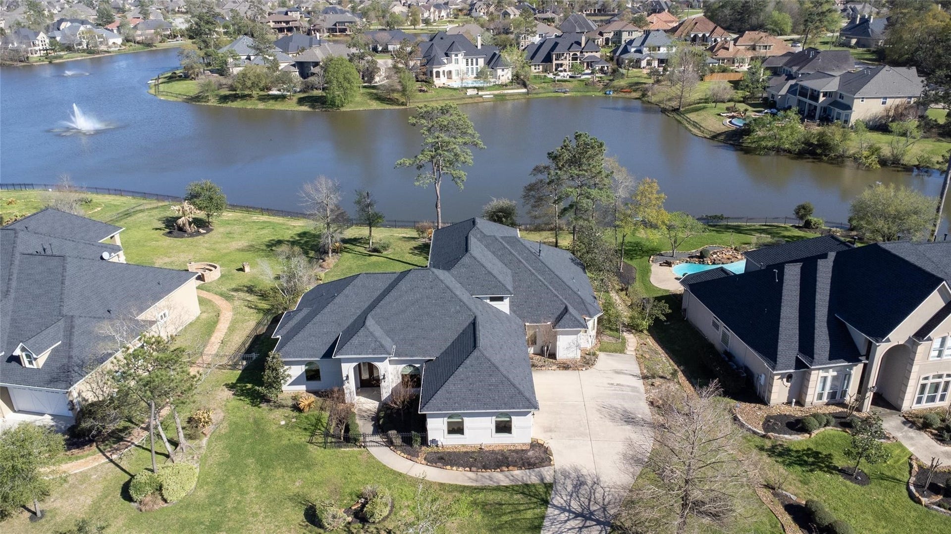 25702 Golden Bell Drive, Spring, TX 77389 25702 Golden Bell Drive, Spring, TX 77389