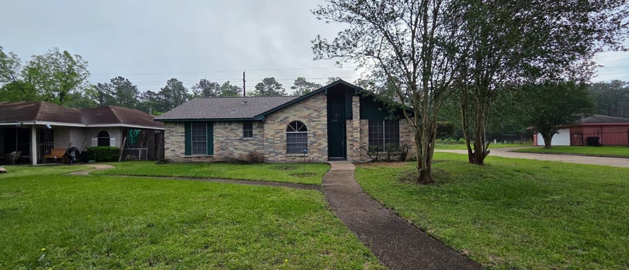 Property photo for 11122 Thackery Lane, Houston, TX