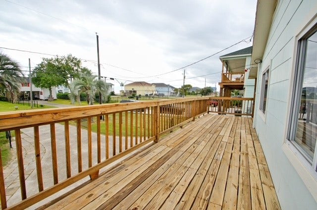 1112 7th Street, San Leon, TX 77539 1112 7th Street, San Leon, TX 77539